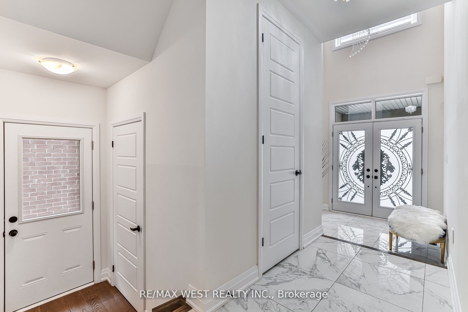 23 Jonkman Blvd