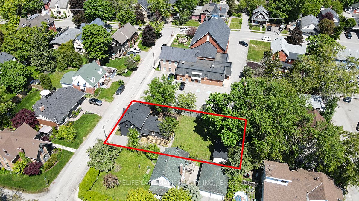 22 Duchess St