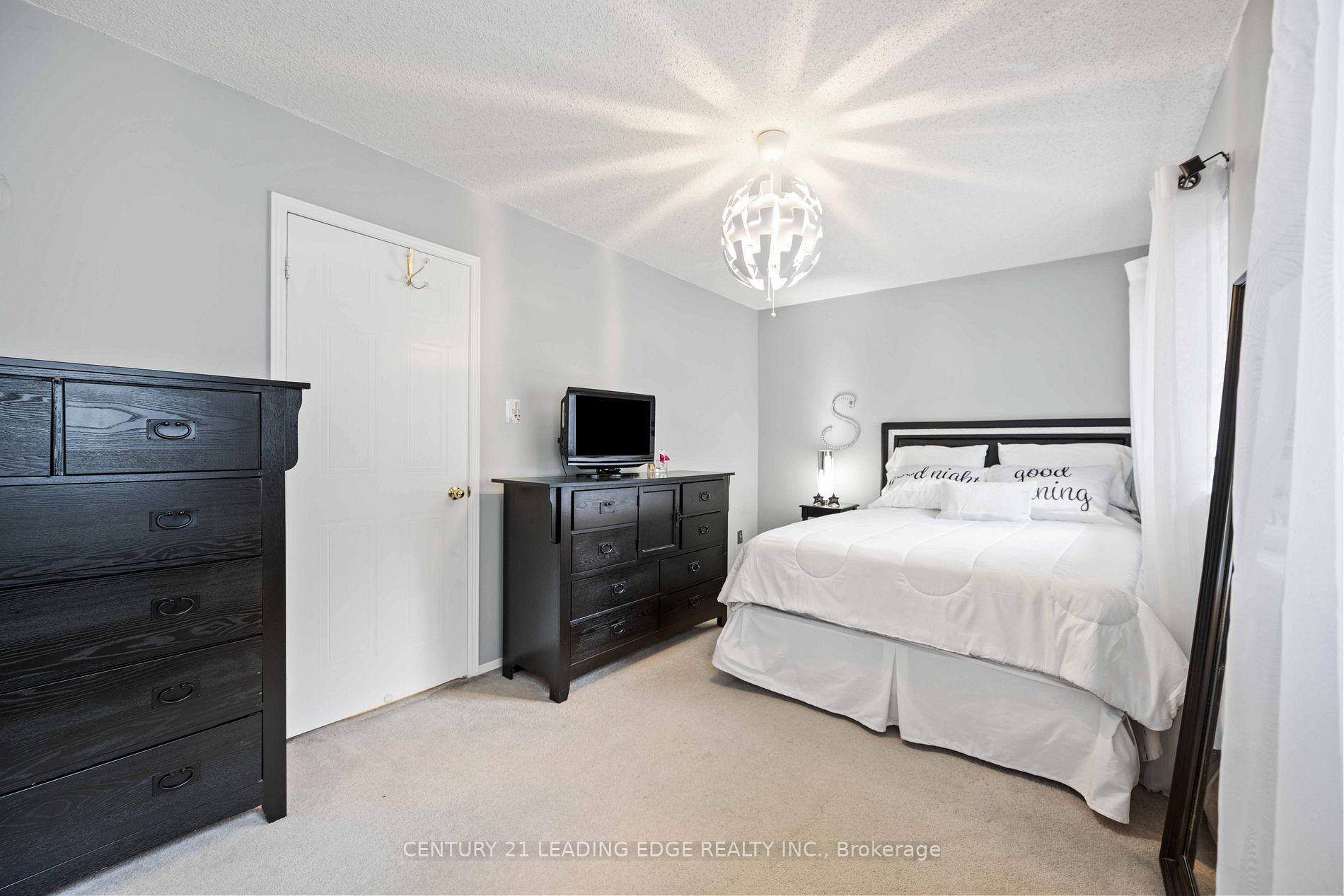 636 Gibney Cres, #39