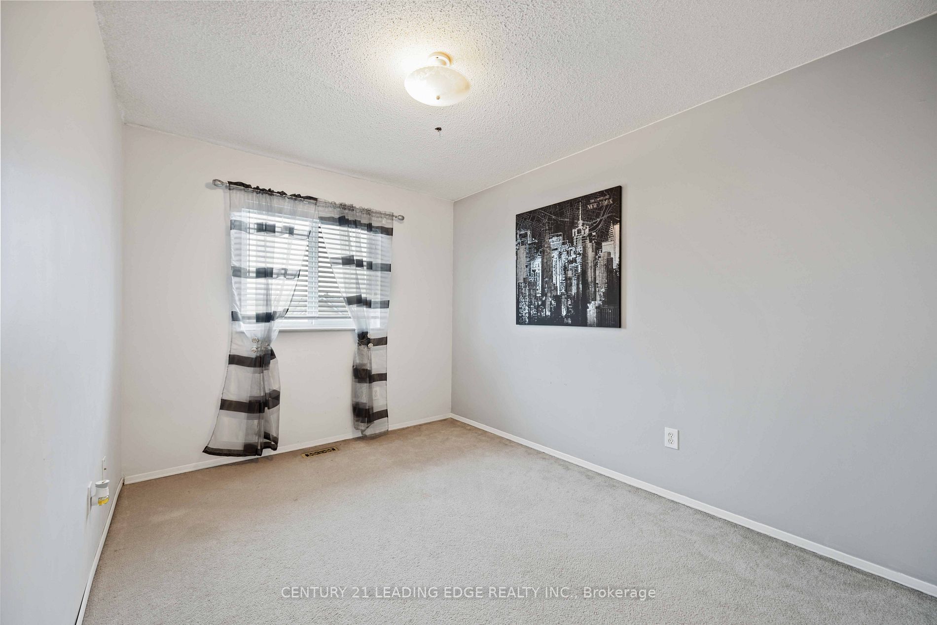 636 Gibney Cres, #39