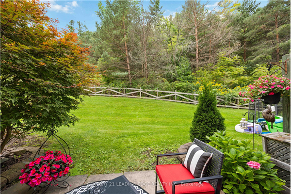 636 Gibney Cres, Newmarket