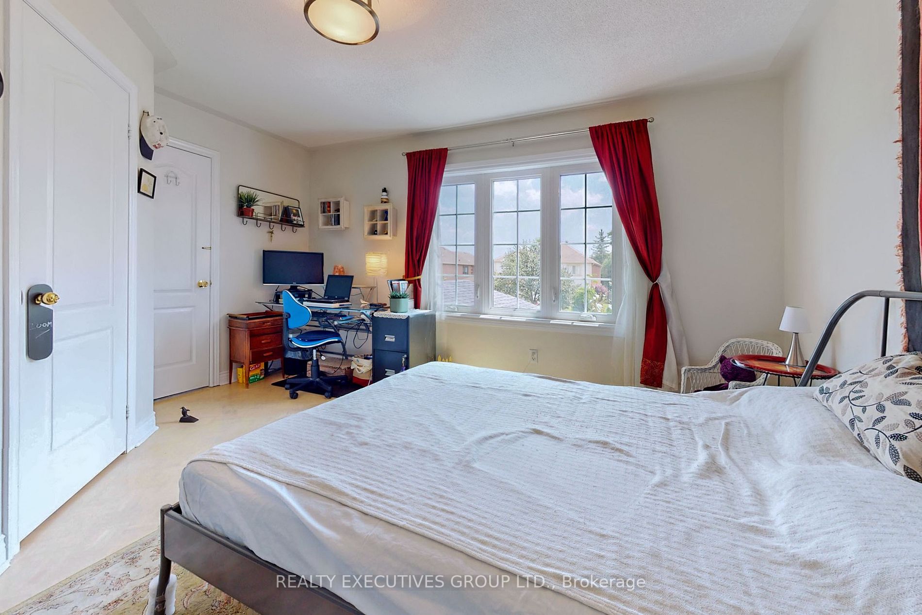 110 Hammerstone Cres