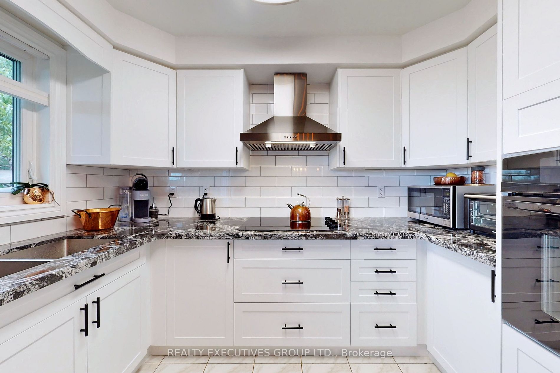 110 Hammerstone Cres
