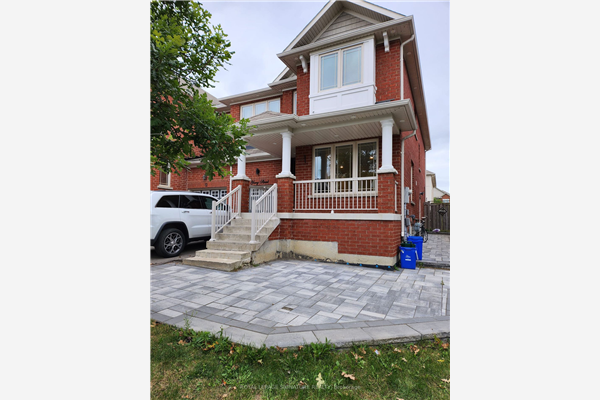 14 Yang St, Richmond Hill