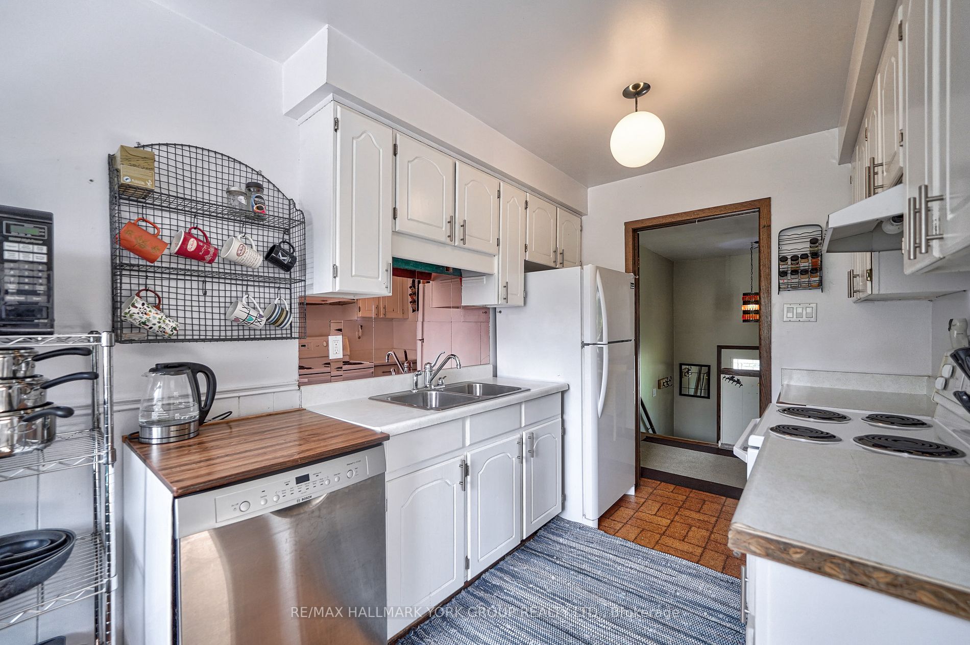 1217 Glen Kerr Dr