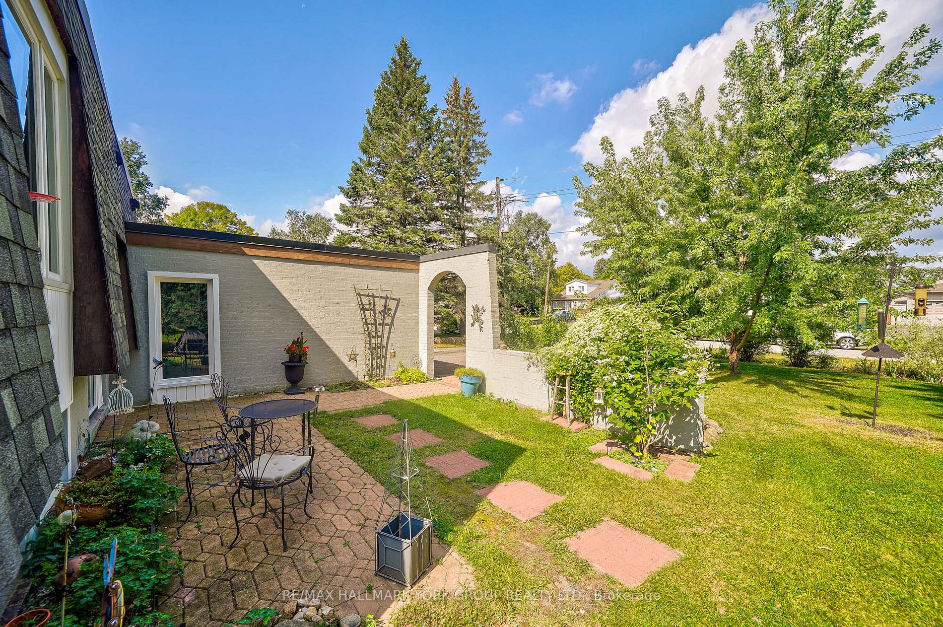 1217 Glen Kerr Dr