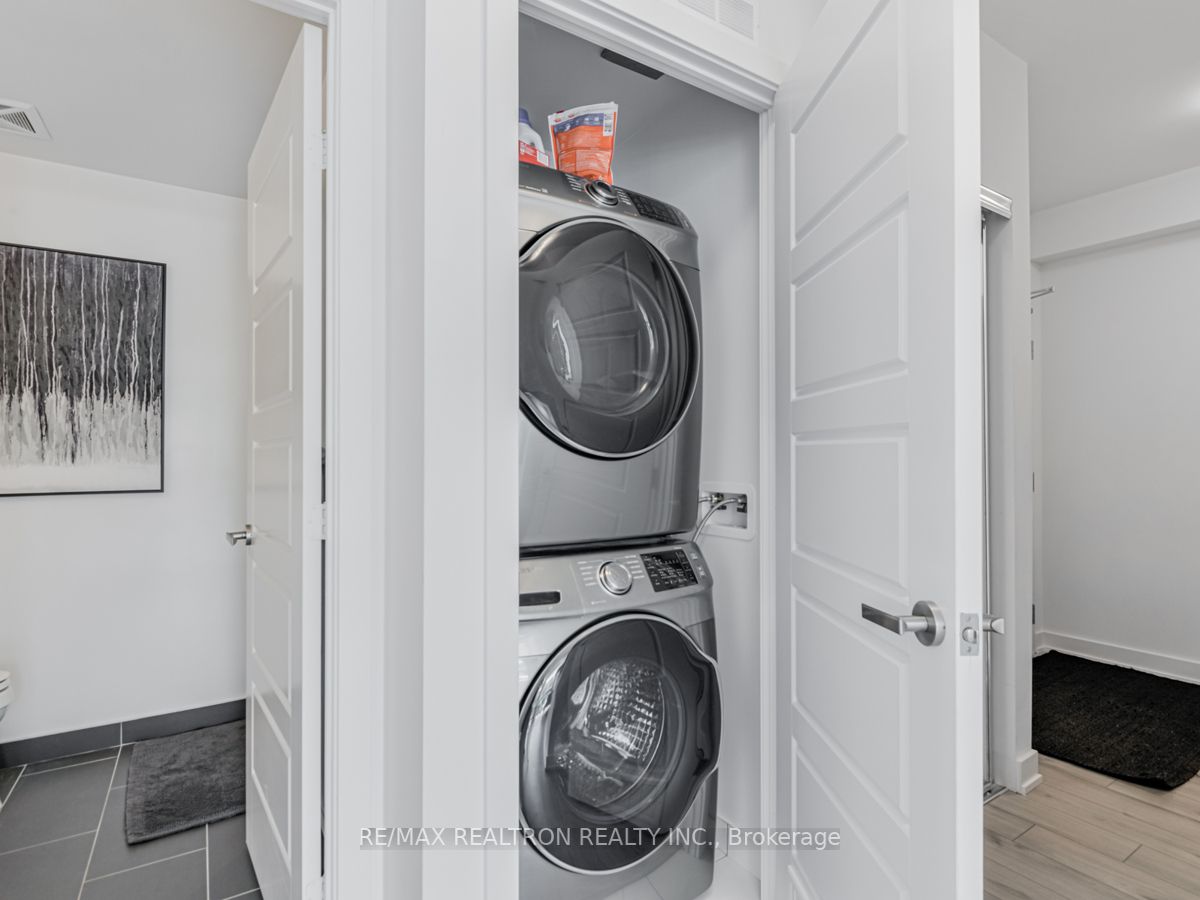 375 Sea Ray Ave, #204