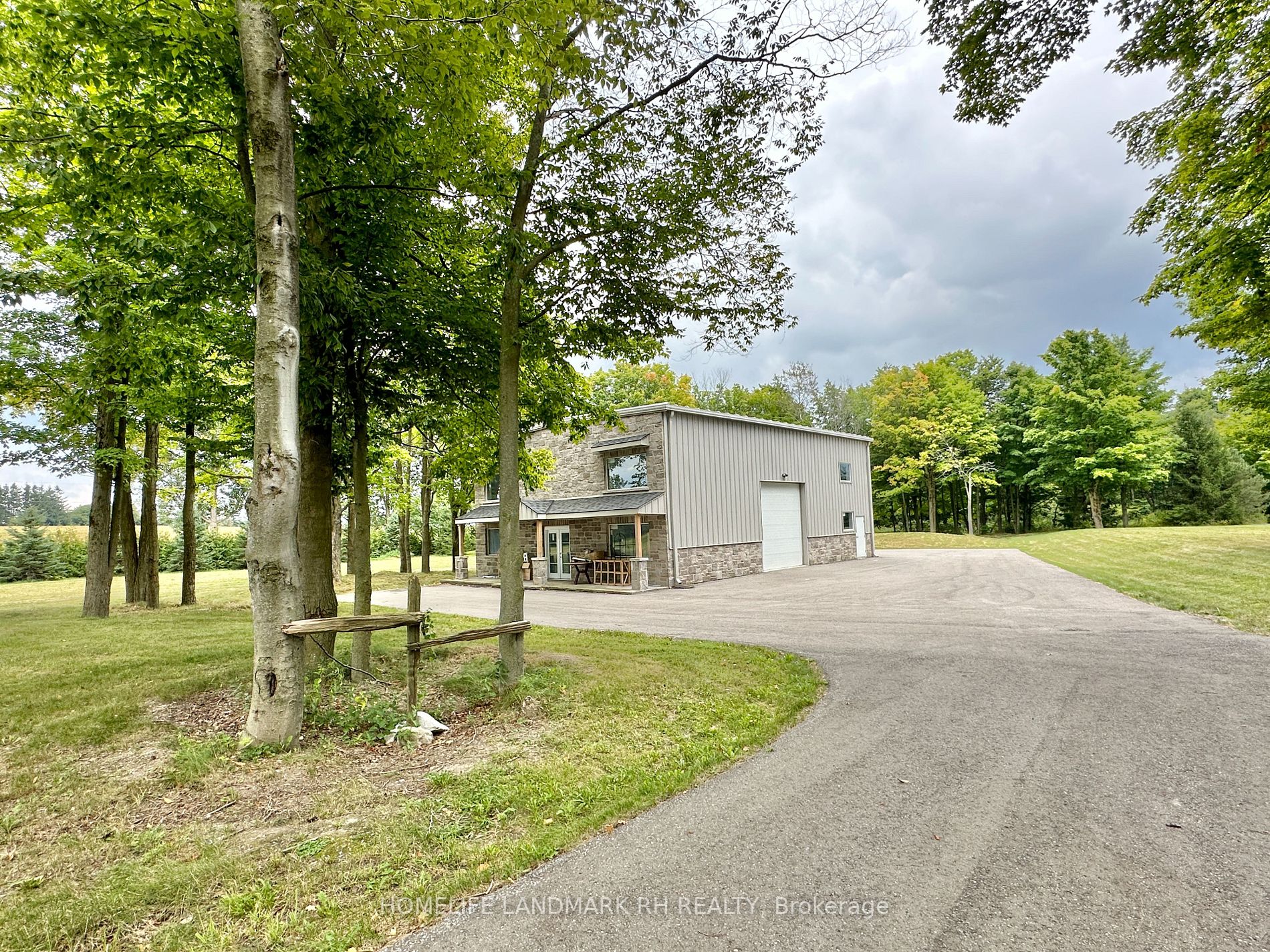 347 Goodwood Rd