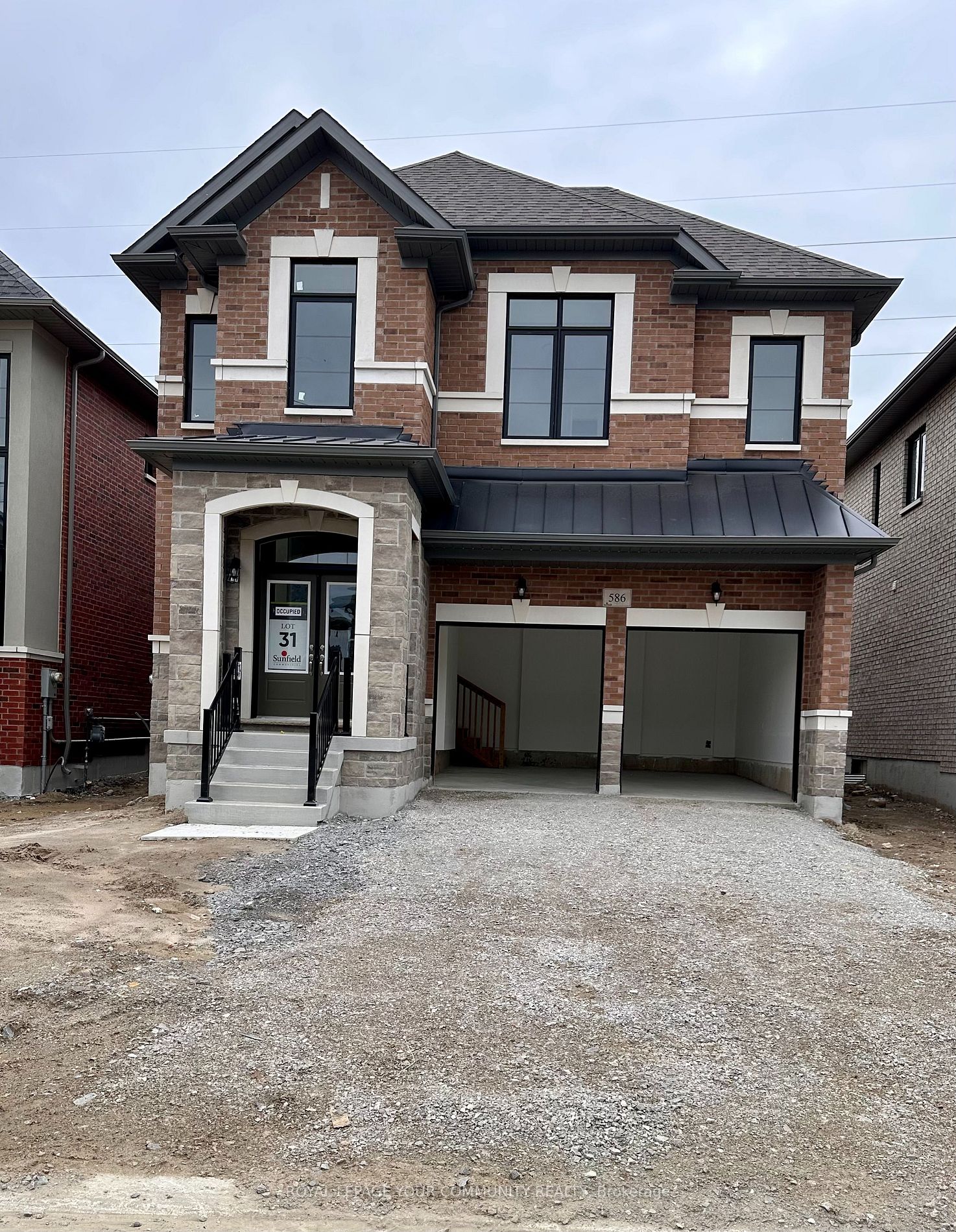 586-31 Kleinburg Summit Way
