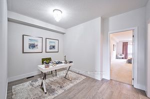 215 Elyse Crt