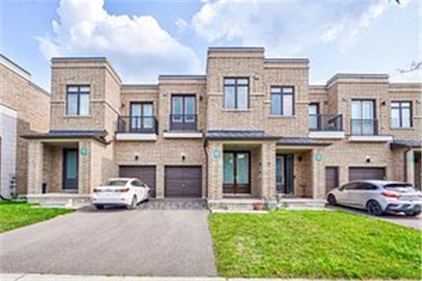 215 Elyse Crt, Aurora