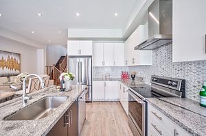 215 Elyse Crt