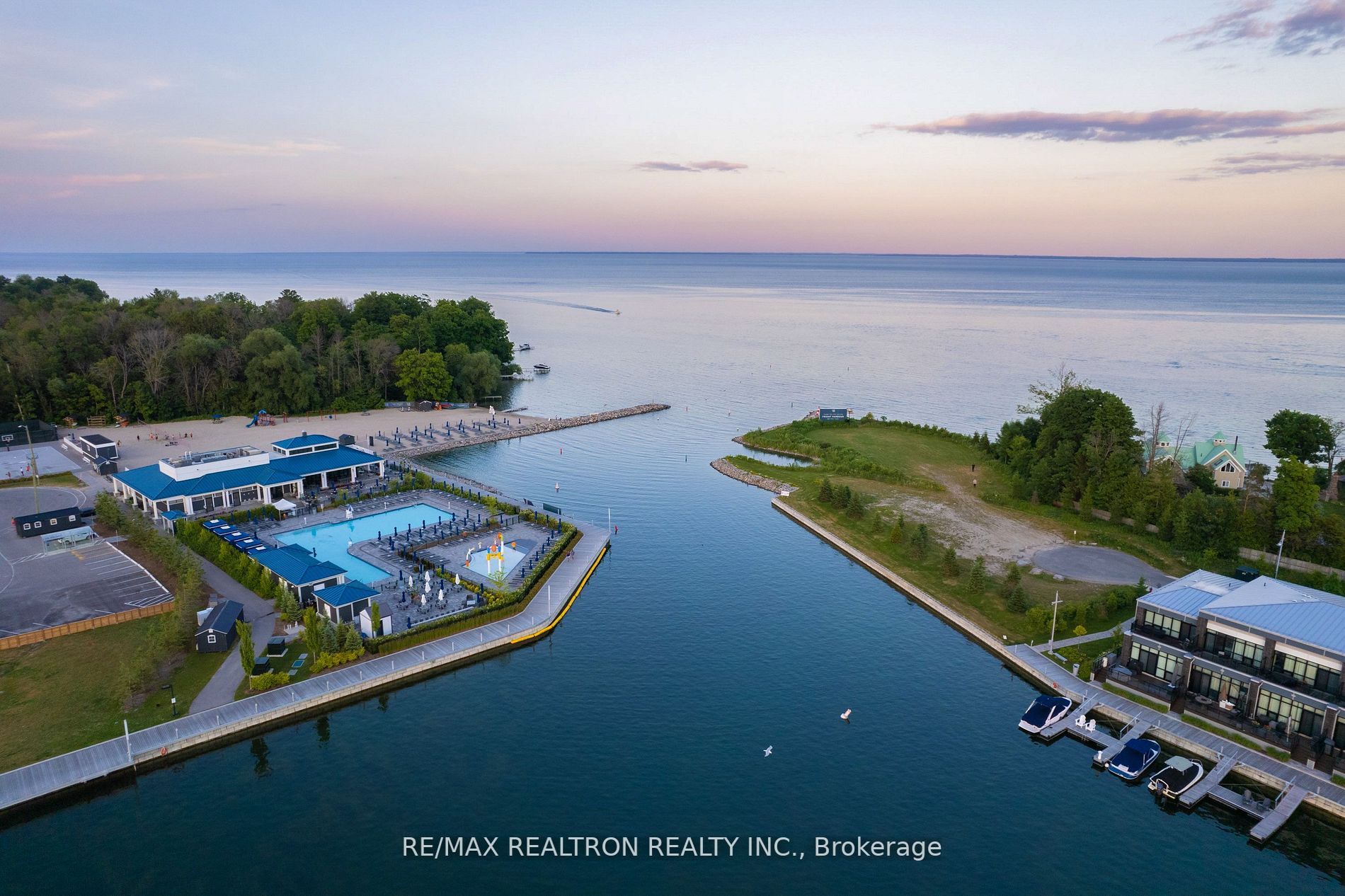 303 Broward Way, #106