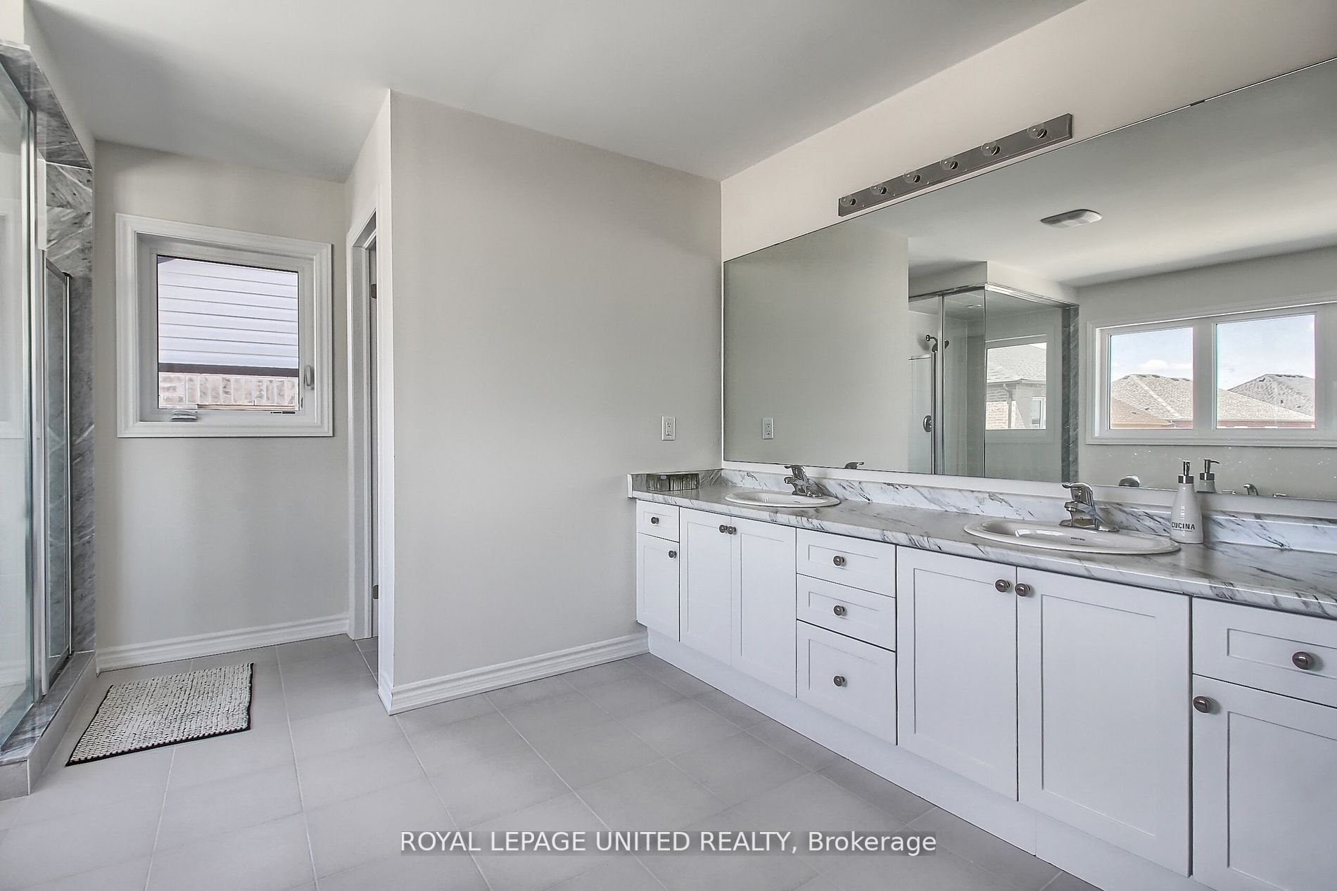1114 Wickham Rd