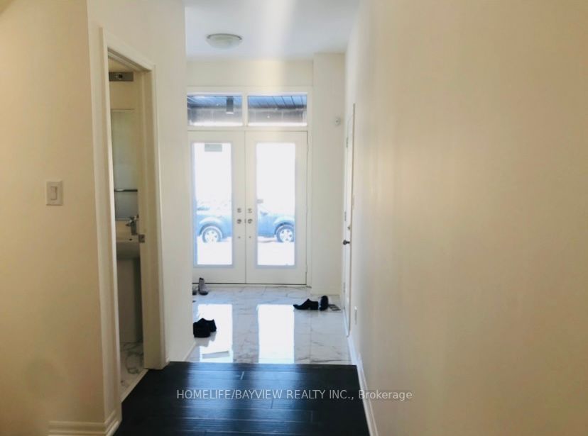 63 Tango Cres