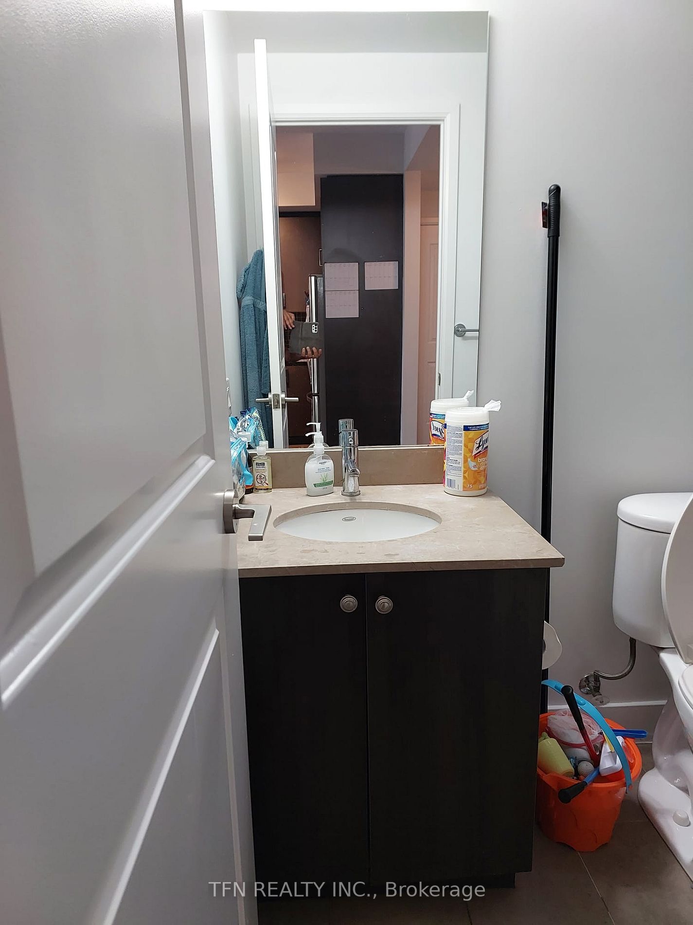 7608 Yonge Street, #408
