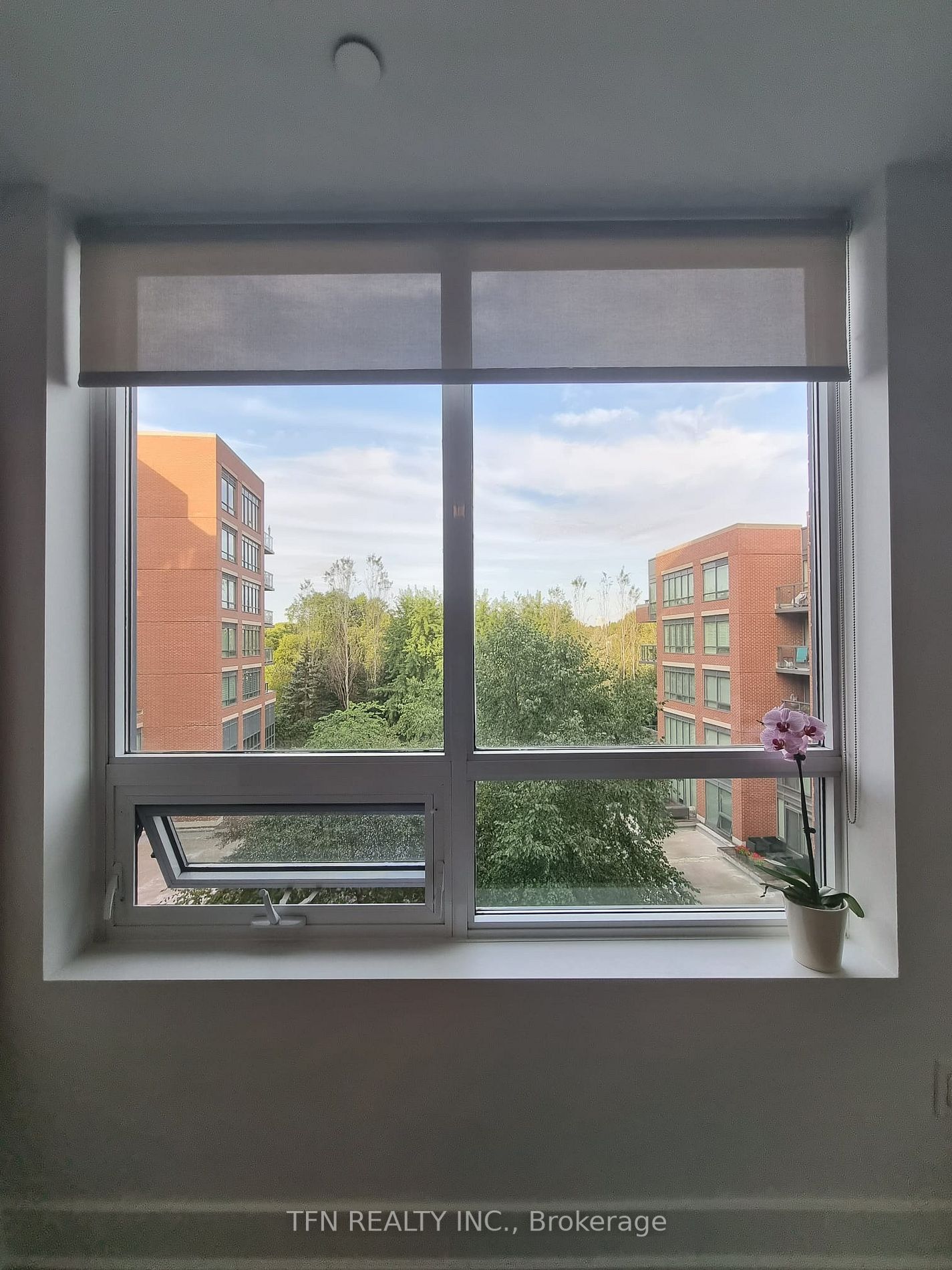 7608 Yonge Street, #408