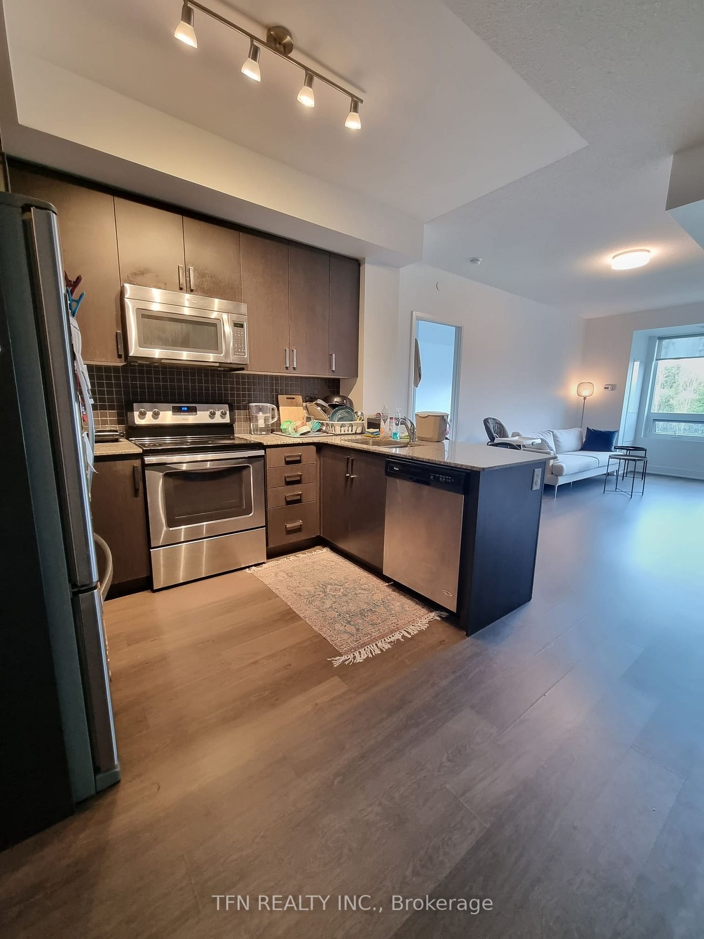 7608 Yonge Street, #408