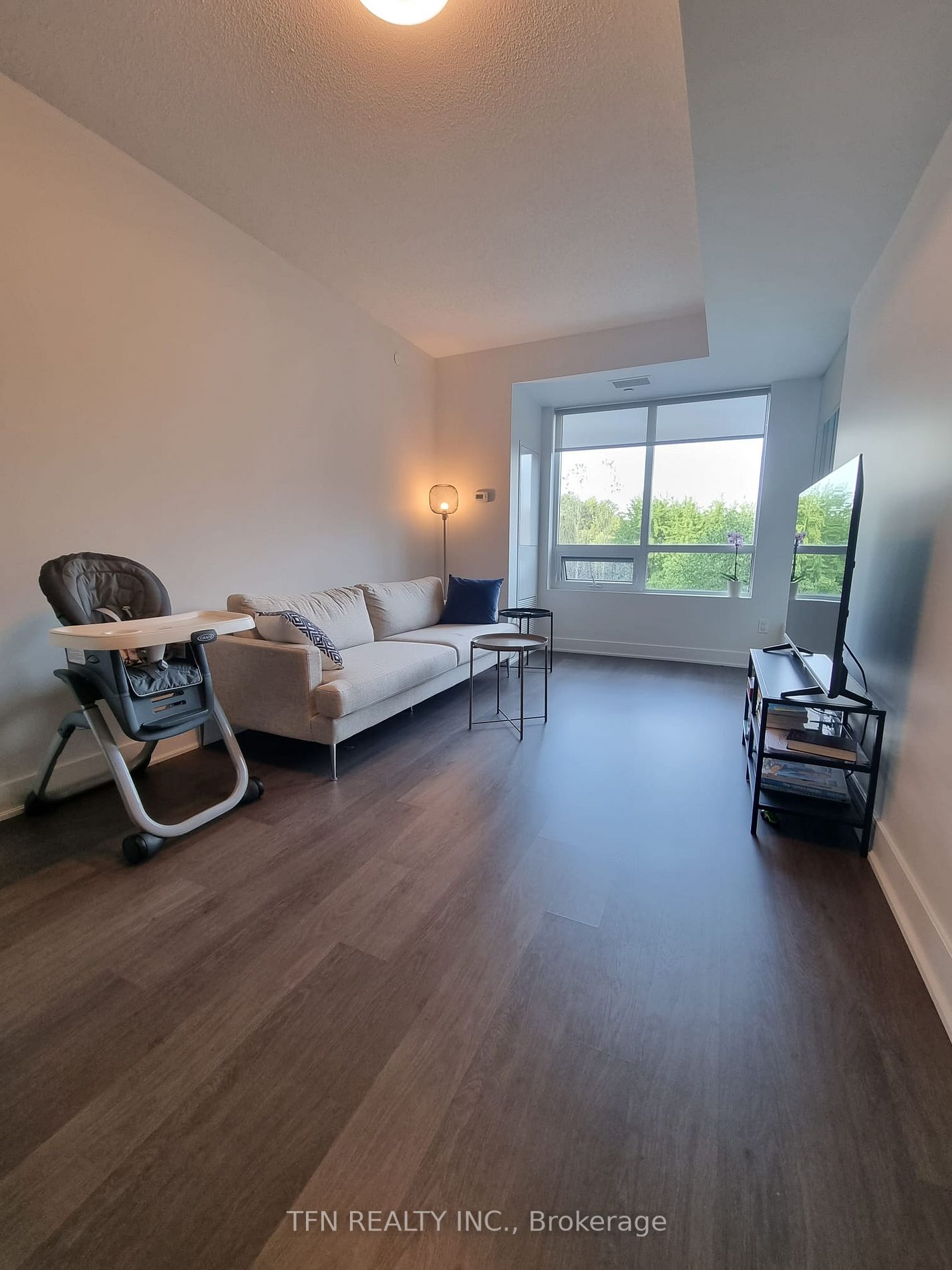 7608 Yonge Street, #408