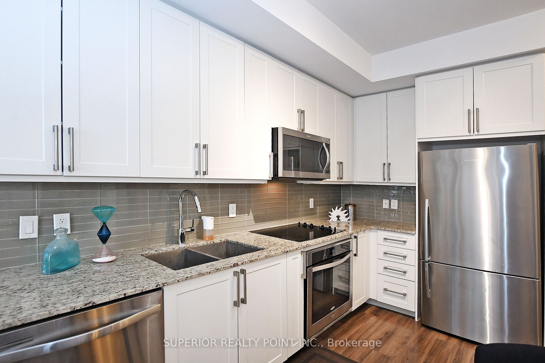 9600 Yonge St N, #1009B