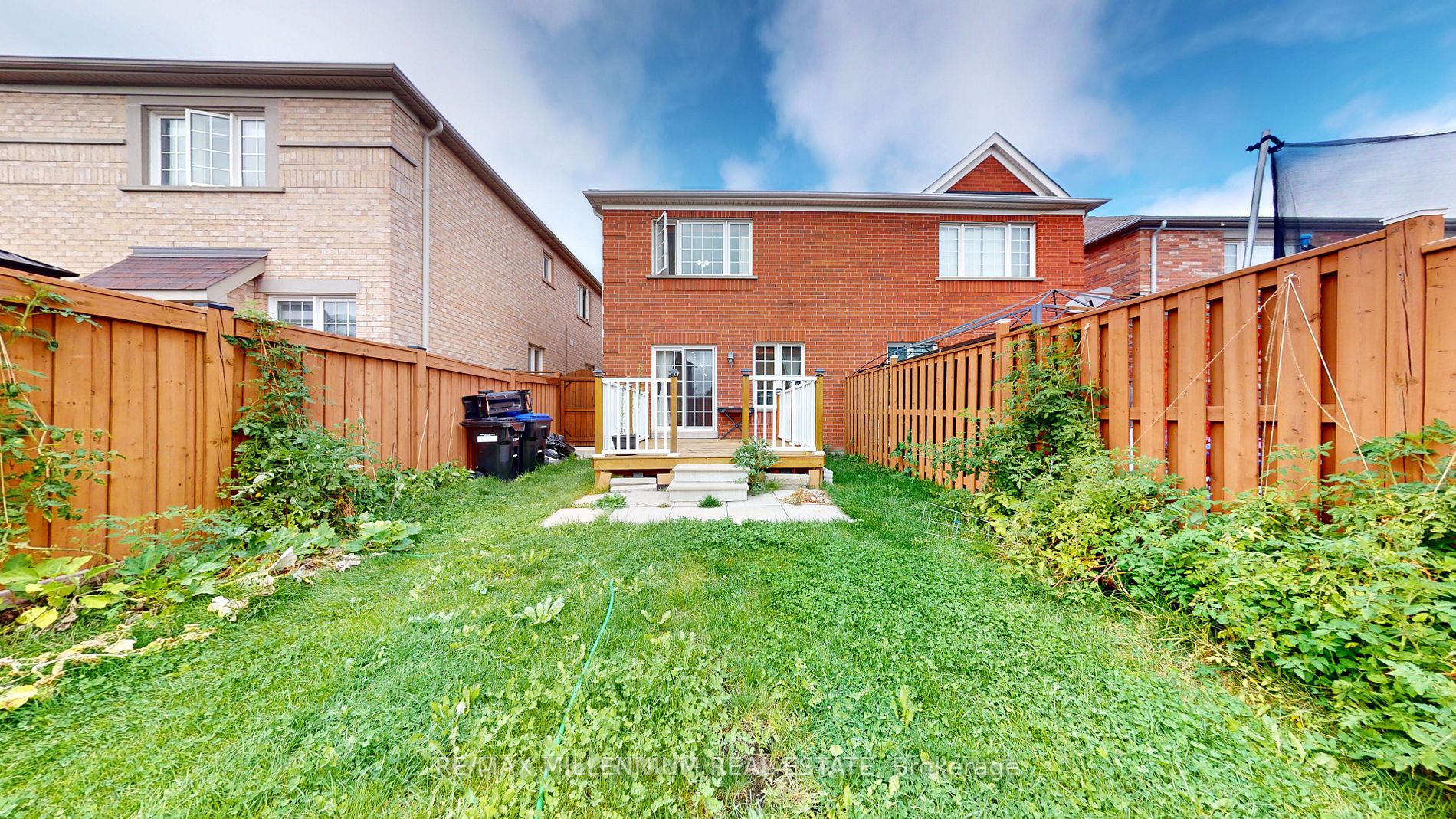 39 Acorn Lane