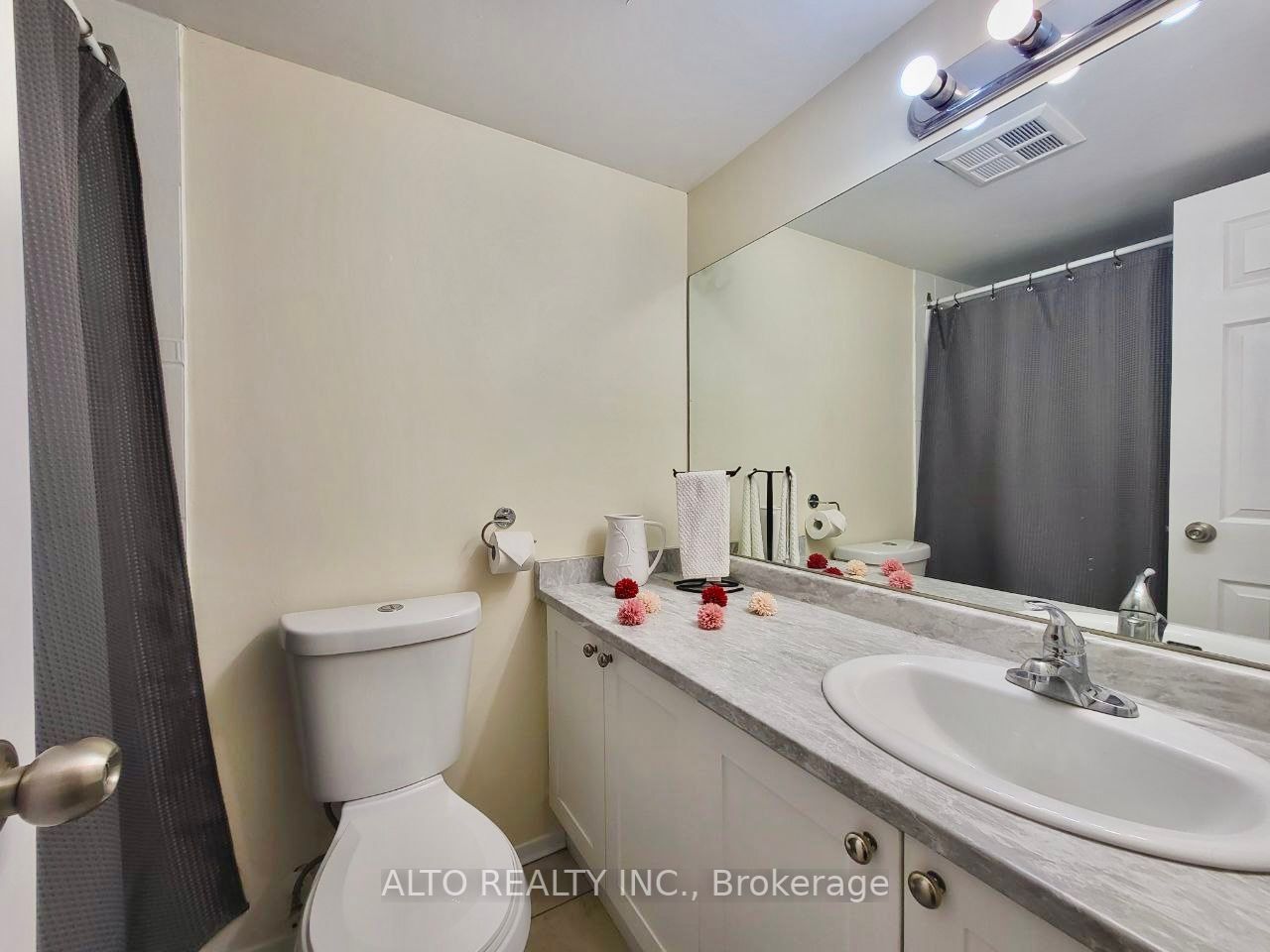 260 Davis Drive, #313