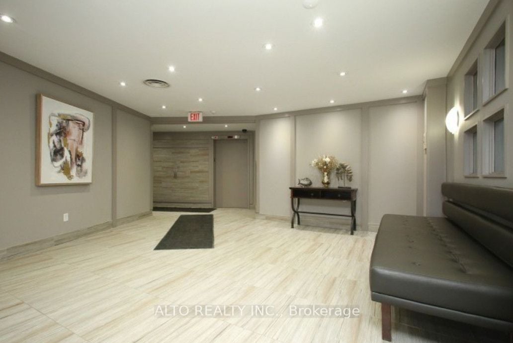260 Davis Drive, #313