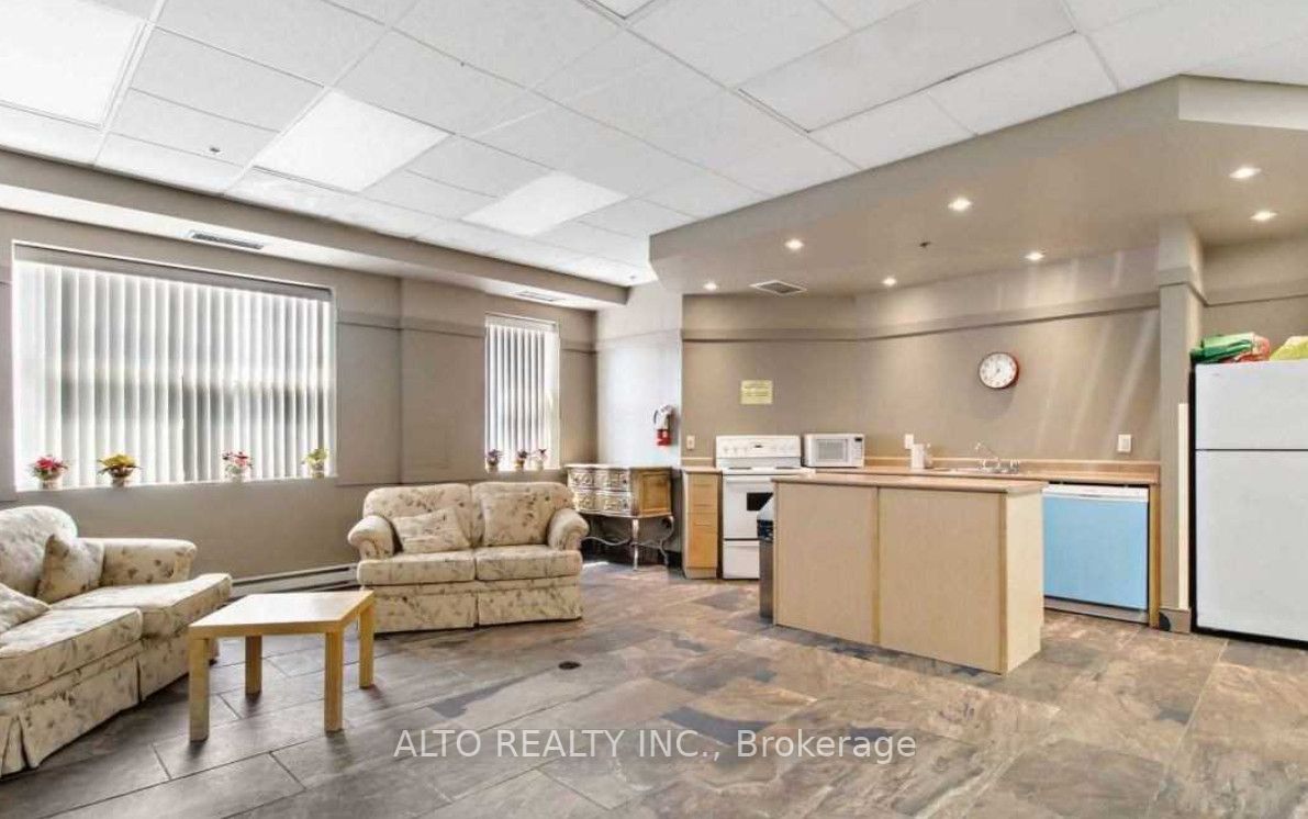 260 Davis Drive, #313