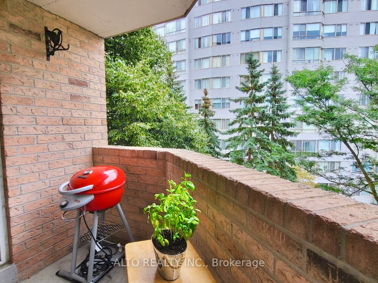 260 Davis Drive, #313