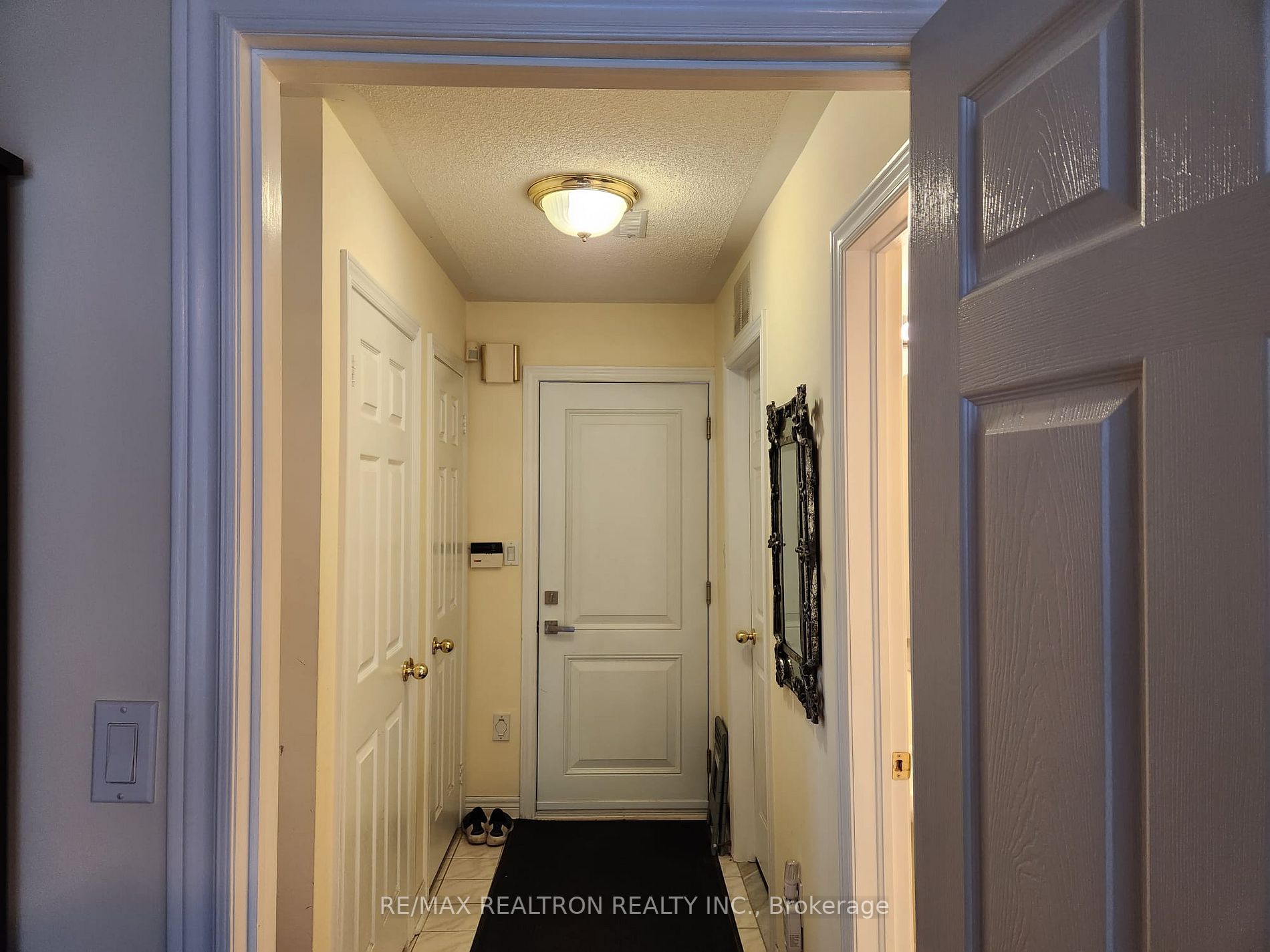 19 Leitchcroft Cres