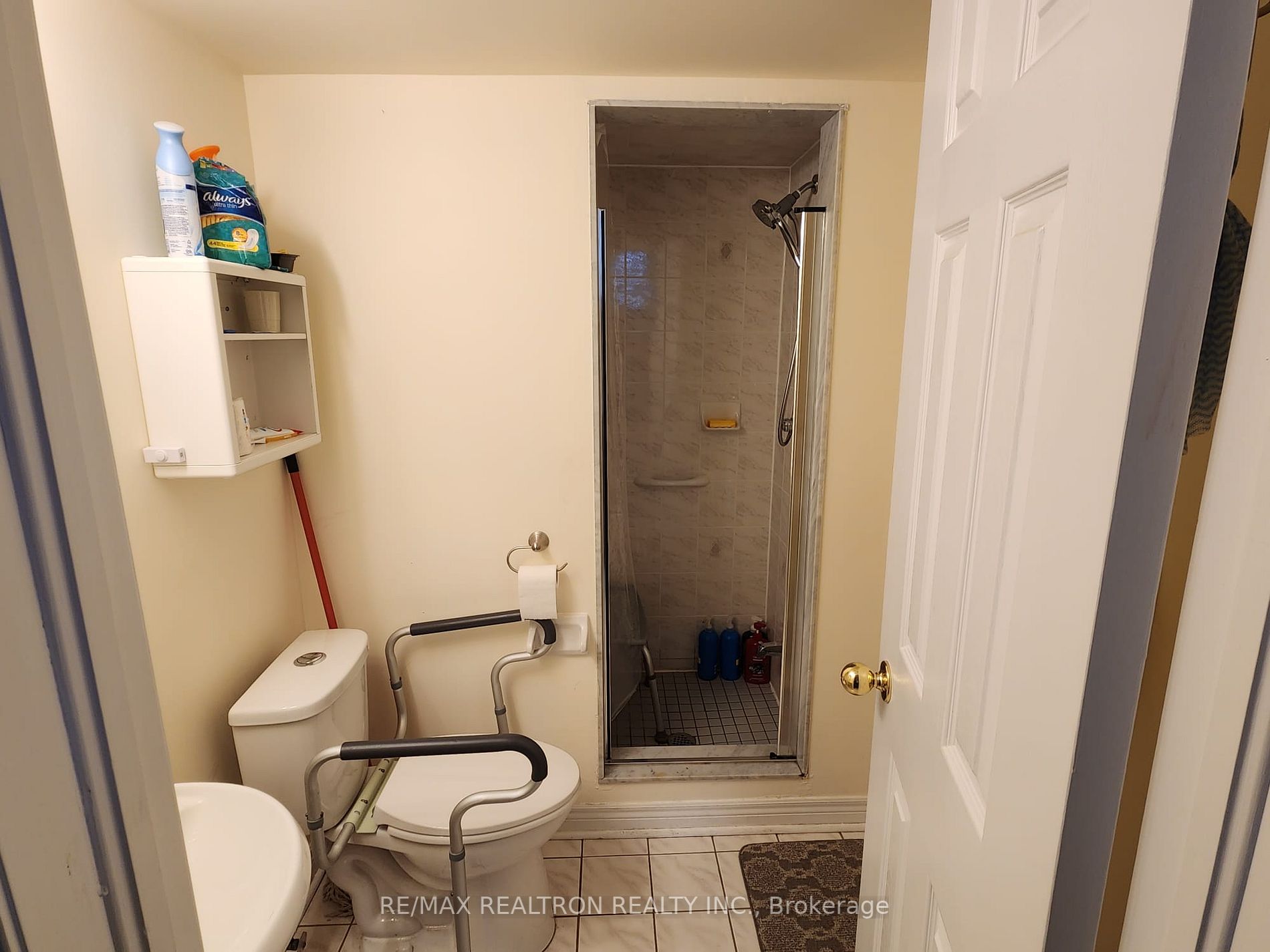 19 Leitchcroft Cres