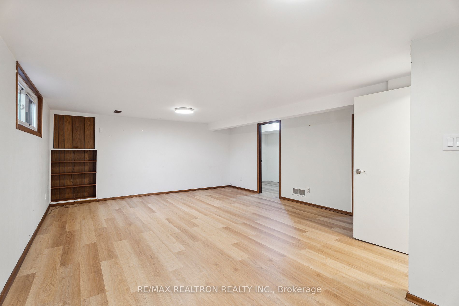 13 Willowgate Drive