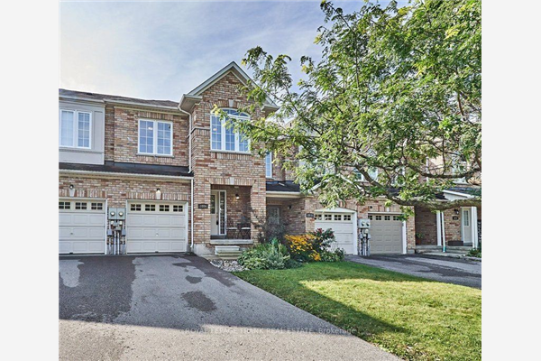 1084 Brook Gardens Marsh, Newmarket