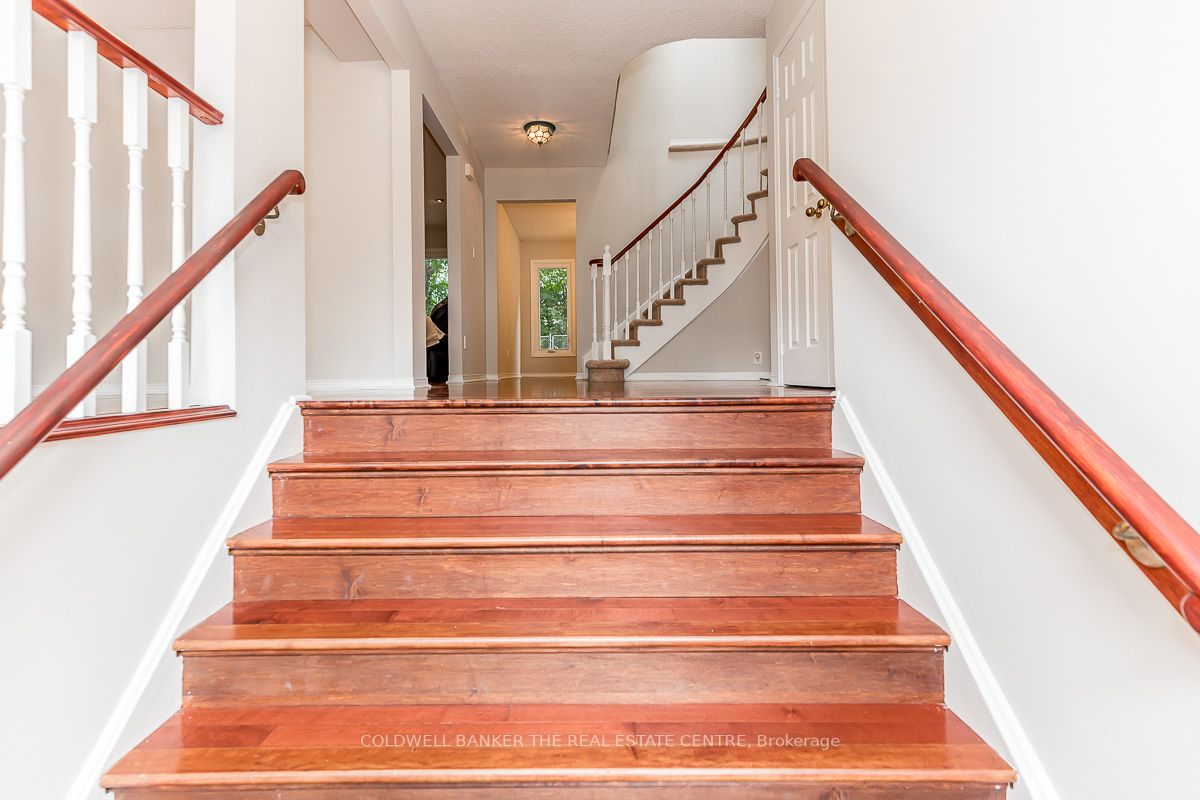 200 Kemano Rd