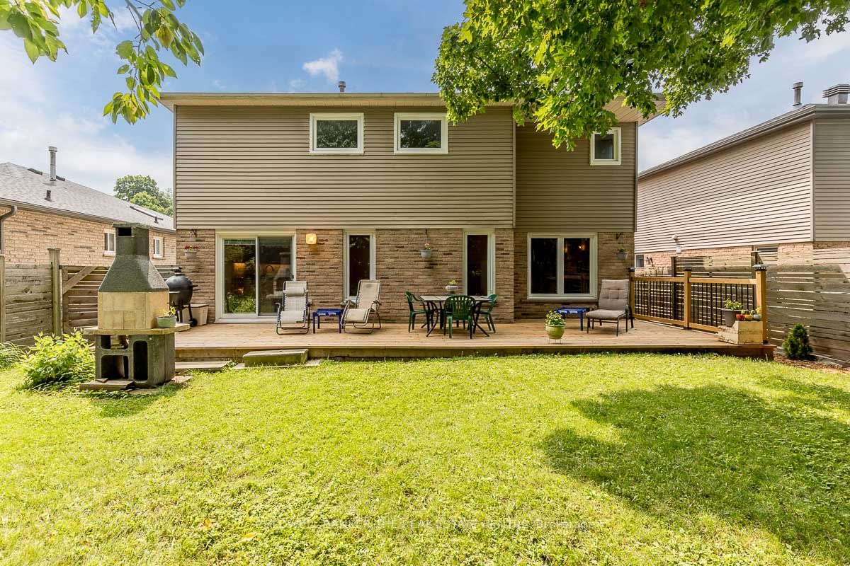 200 Kemano Rd