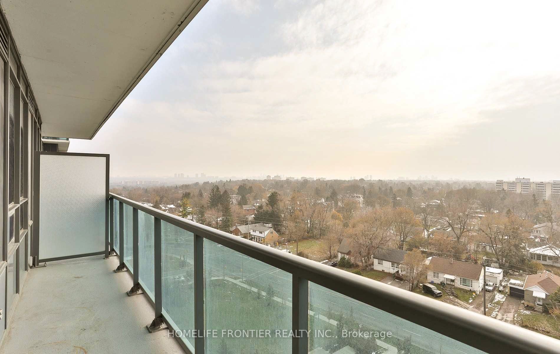 7165 Yonge St E, #907