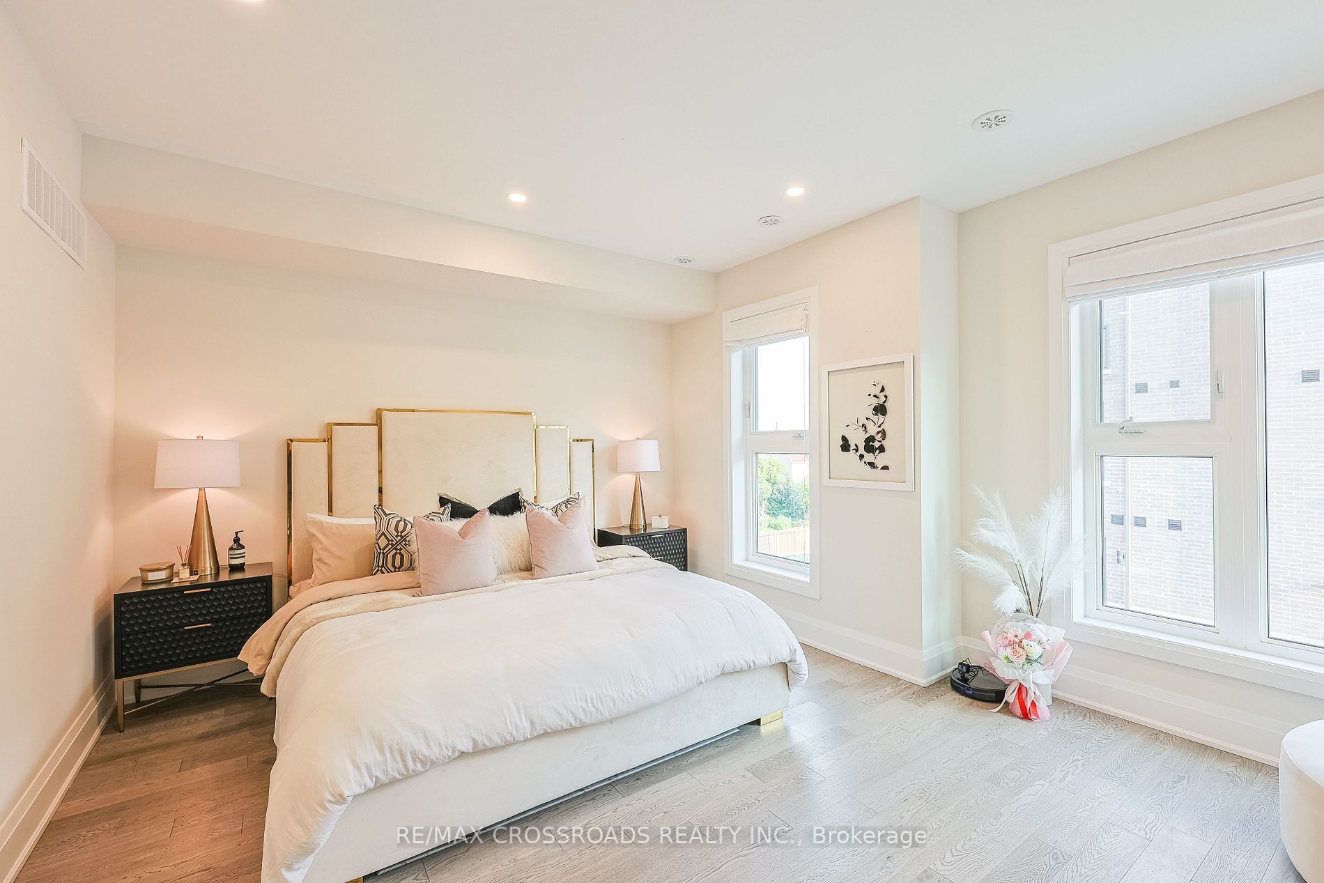 207 Smallwood Circ