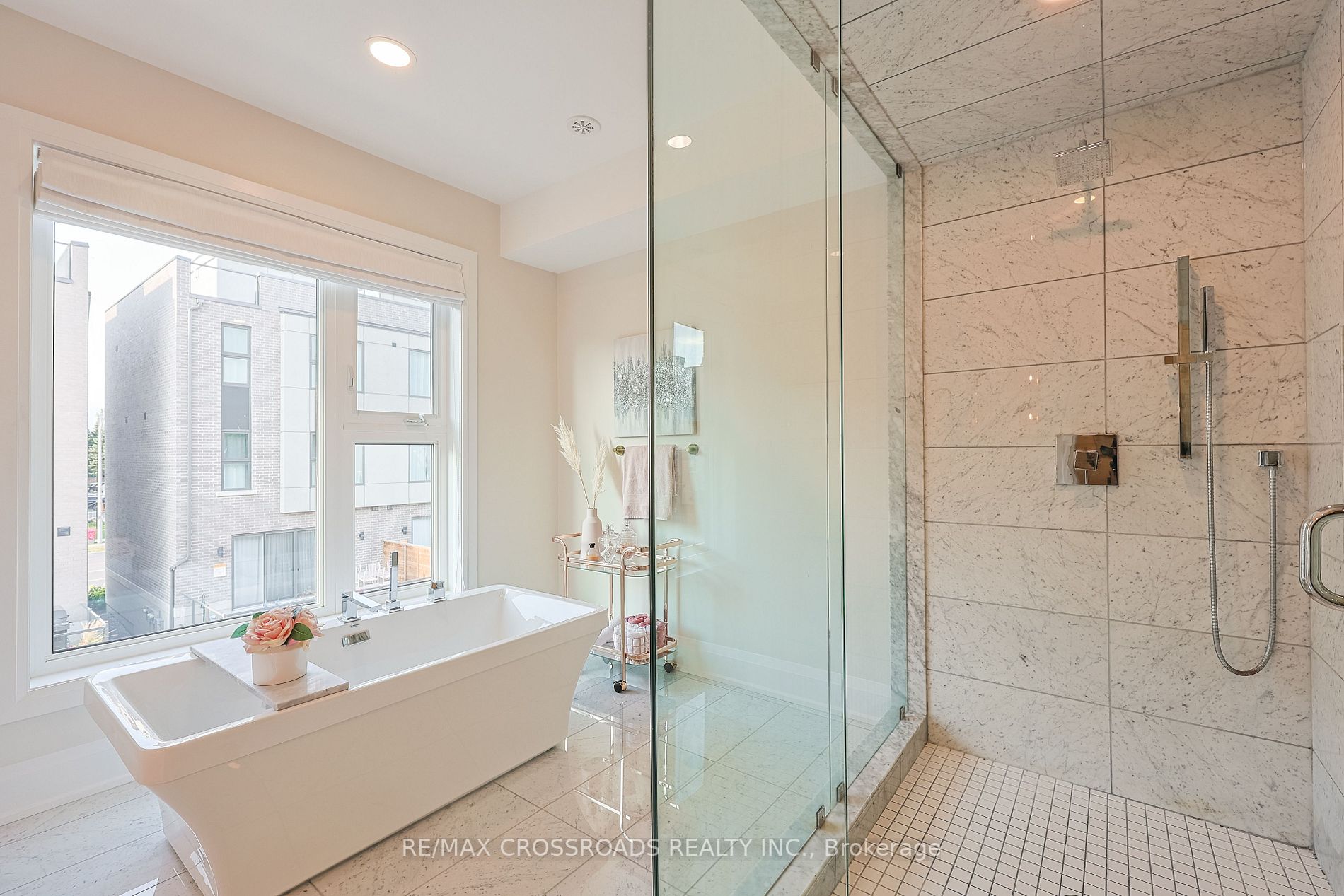 207 Smallwood Circ