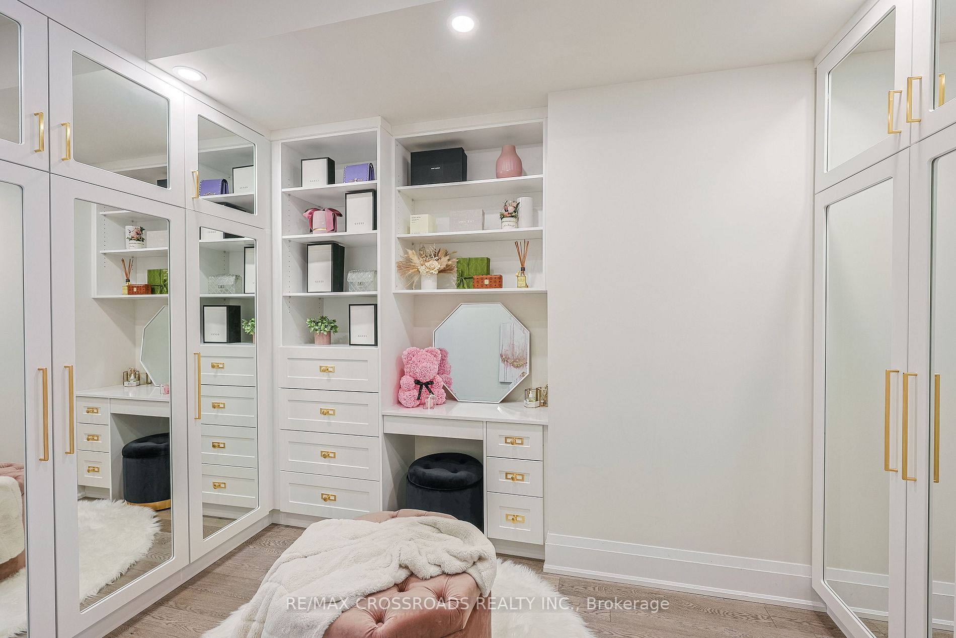 207 Smallwood Circ