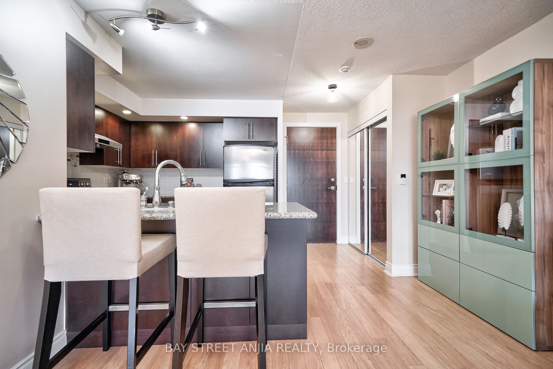 23 Cox Boulevard, #787