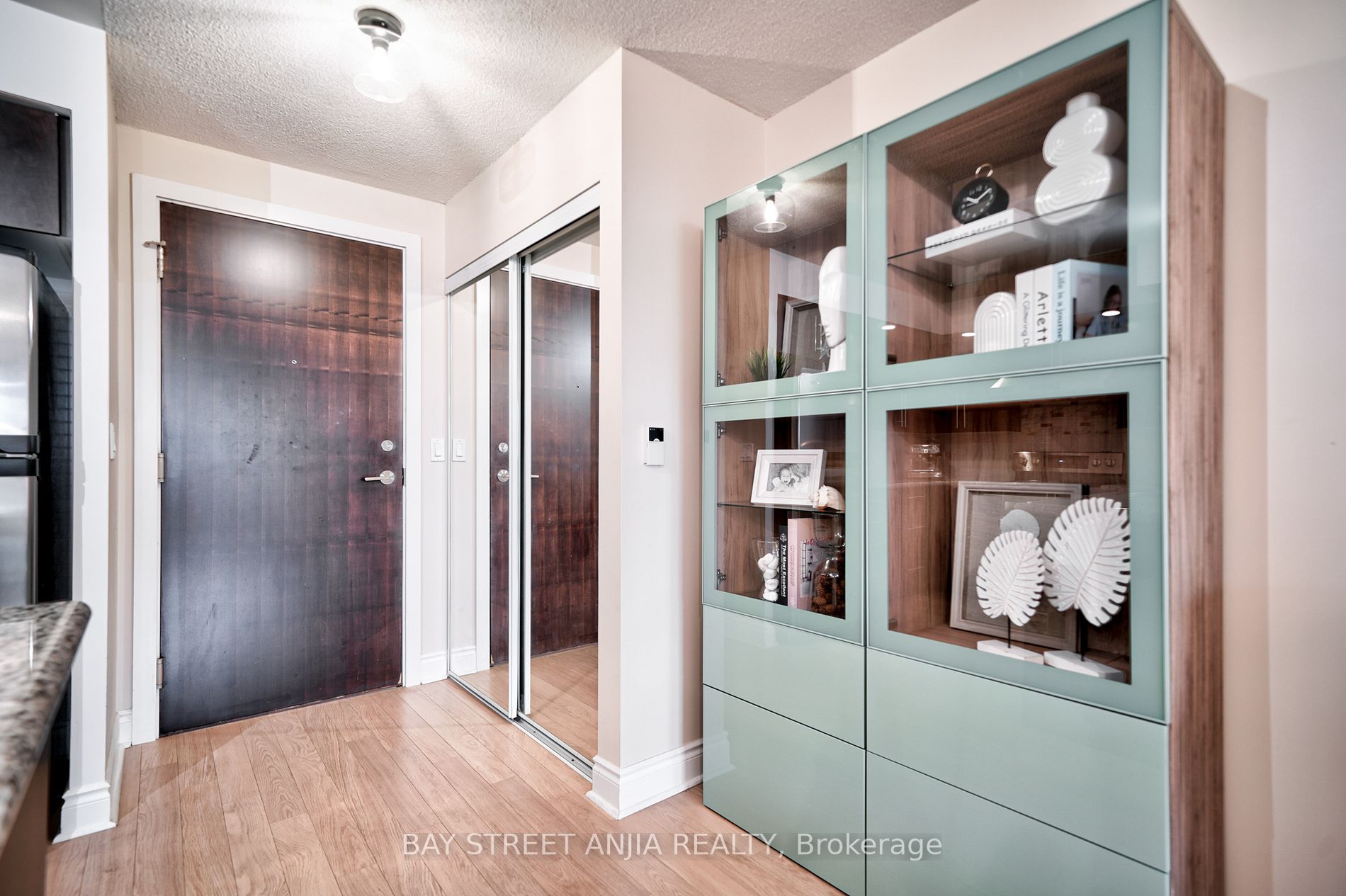 23 Cox Boulevard, #787