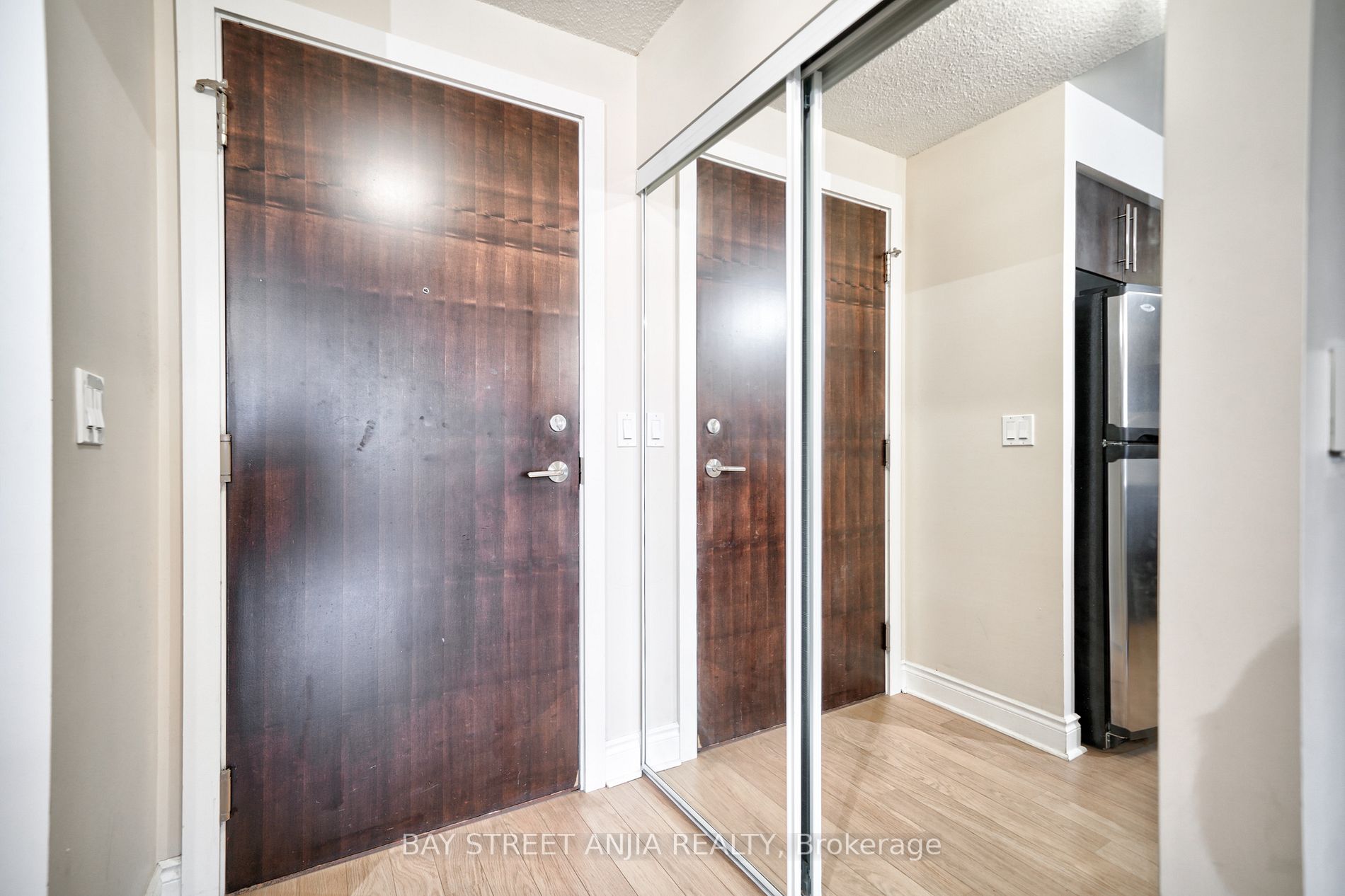 23 Cox Boulevard, #787