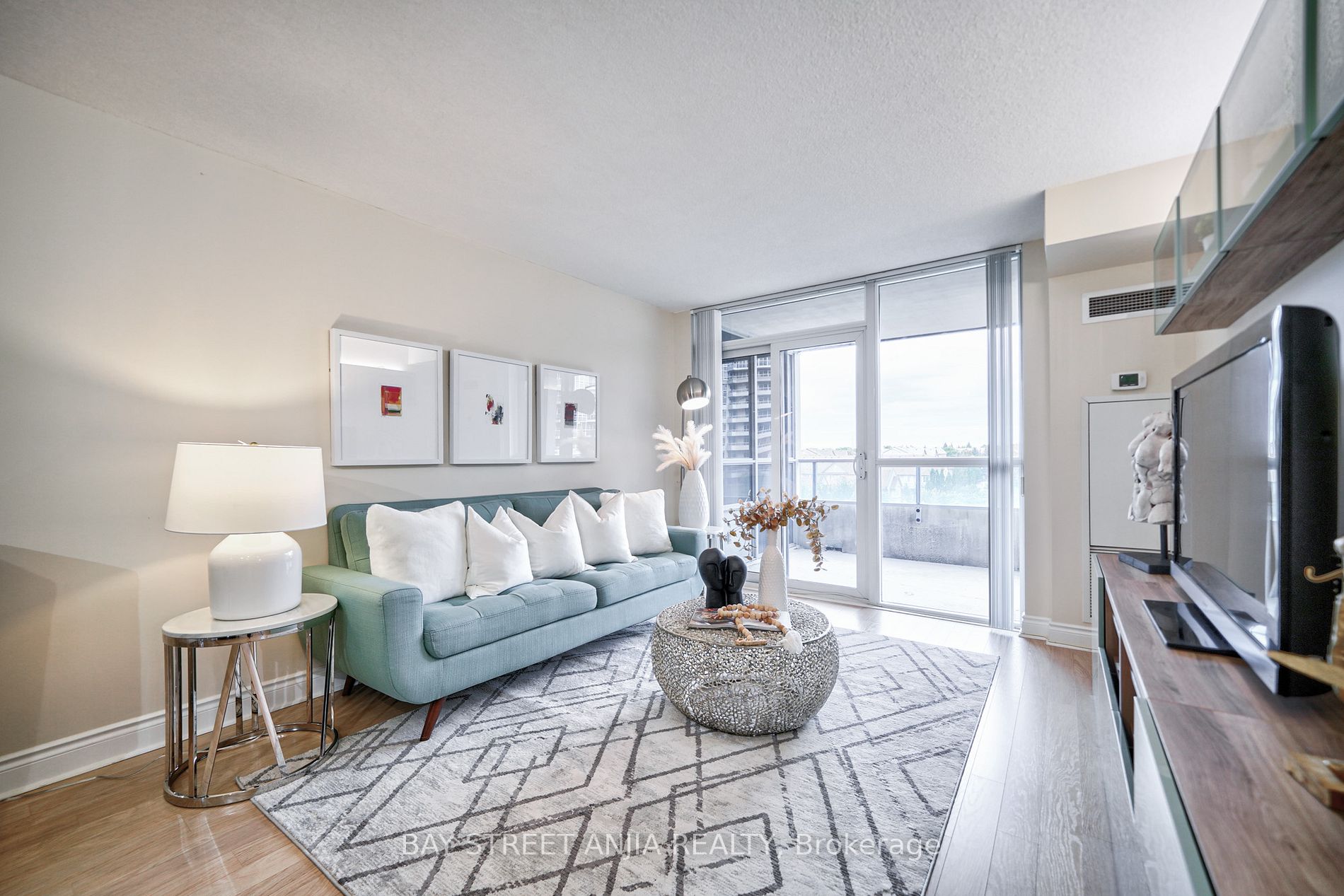 23 Cox Boulevard, #787