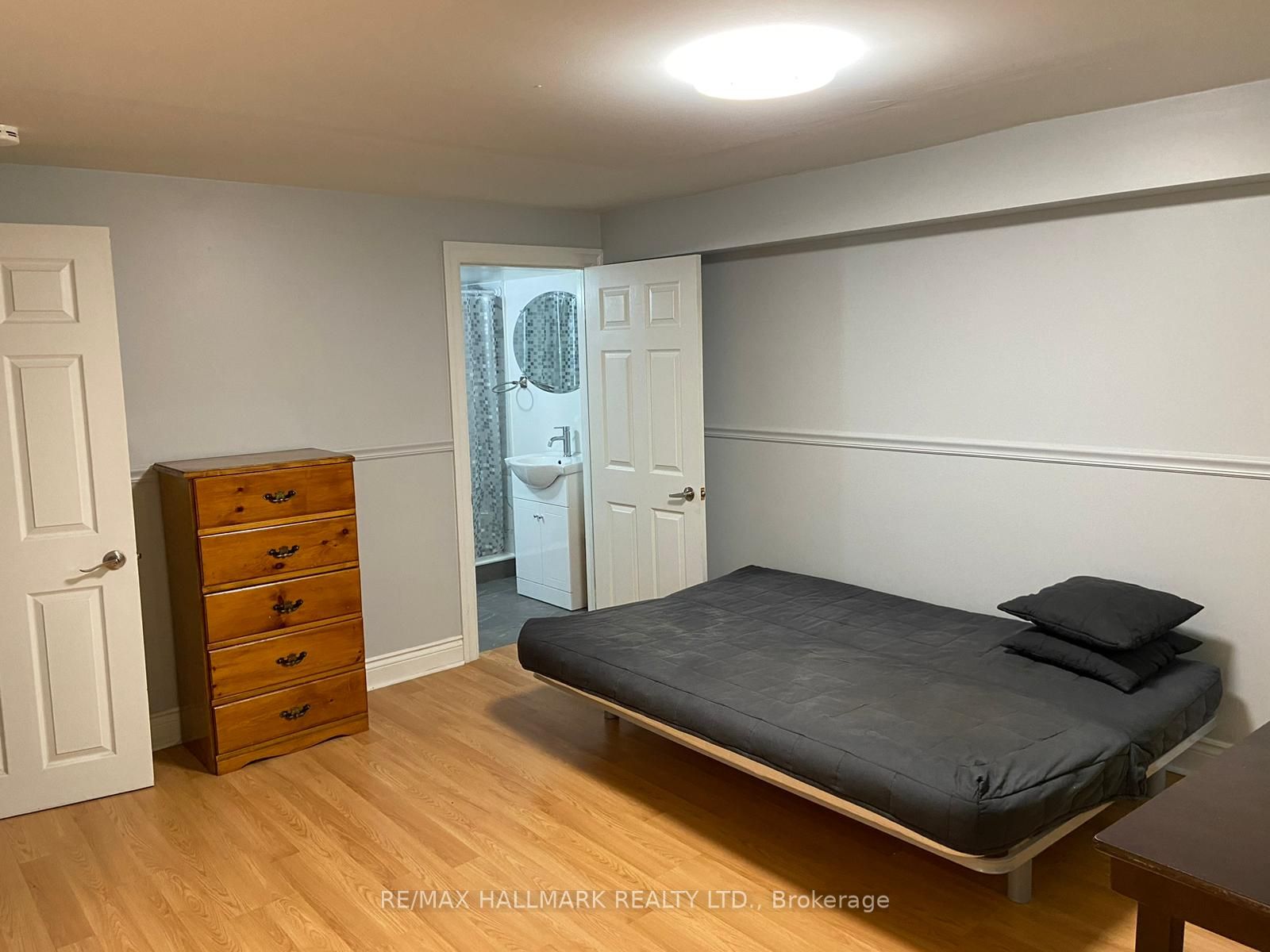 24 Hillview Dr, #Bsmnt 1