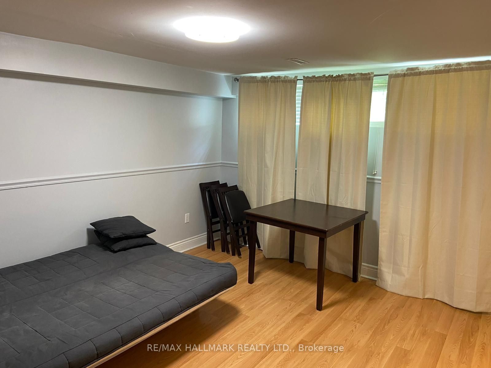 24 Hillview Dr, #Bsmnt 1