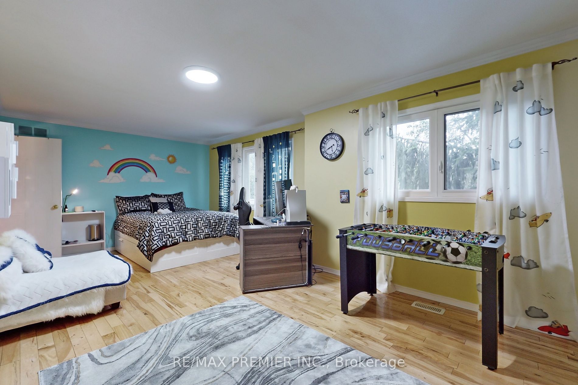 43 Attridge Dr