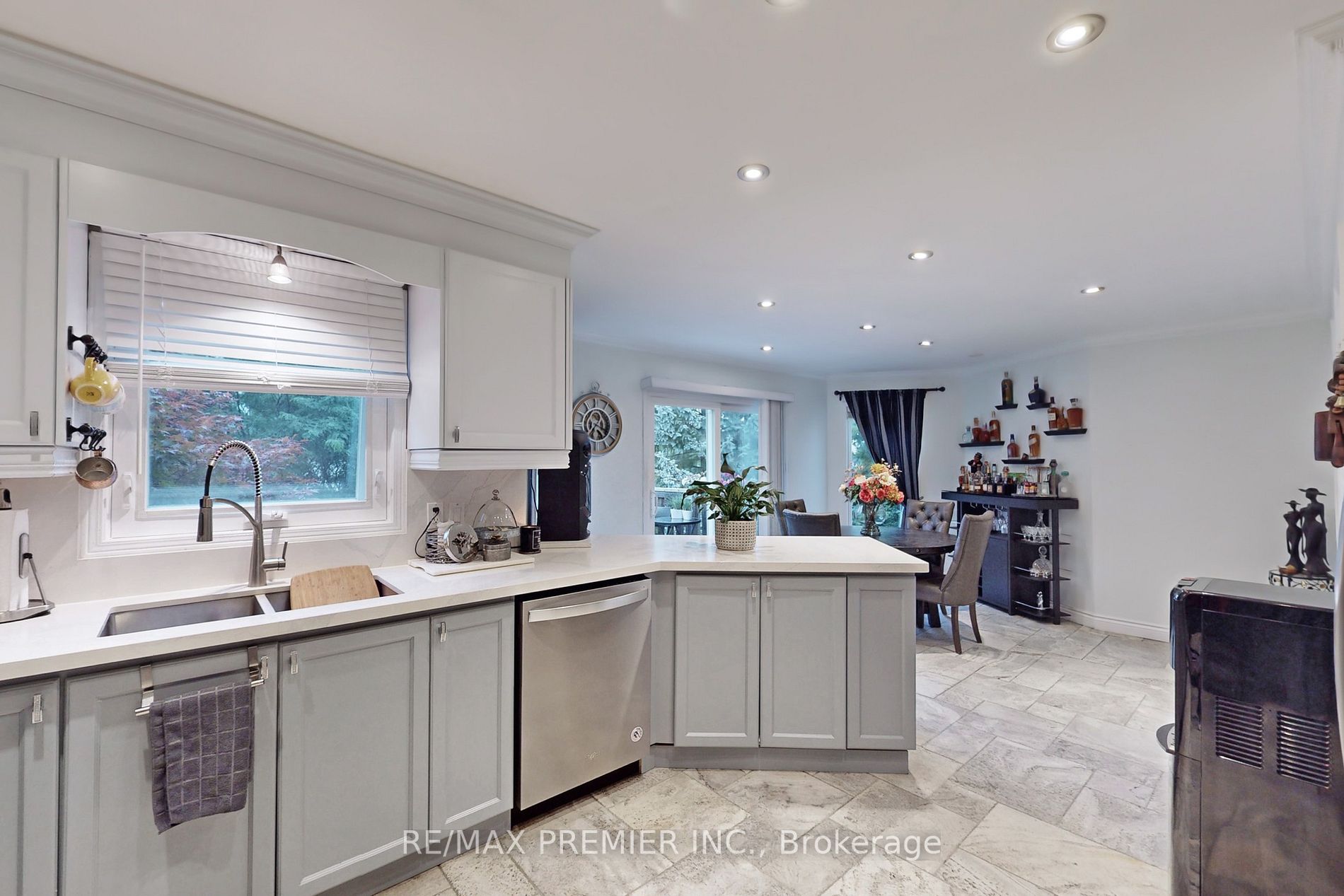 43 Attridge Dr