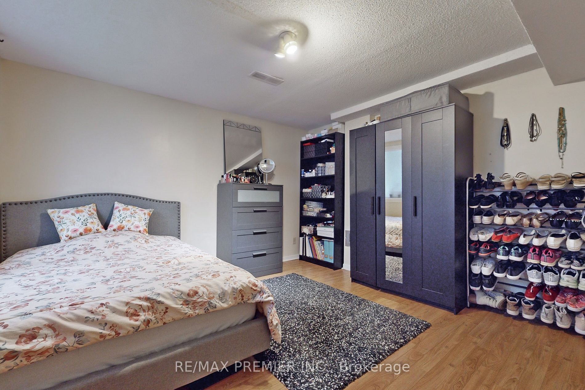 43 Attridge Dr