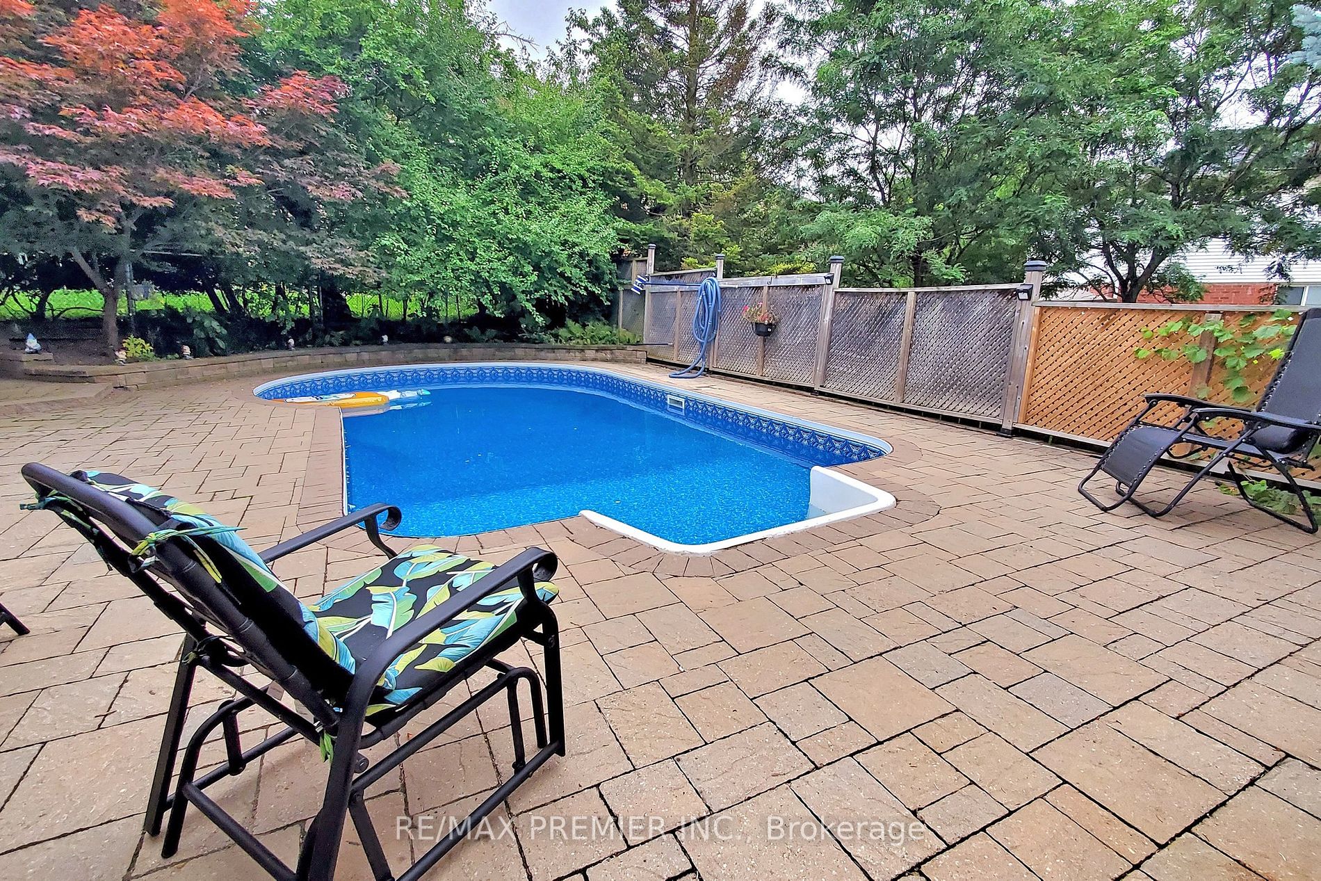 43 Attridge Dr