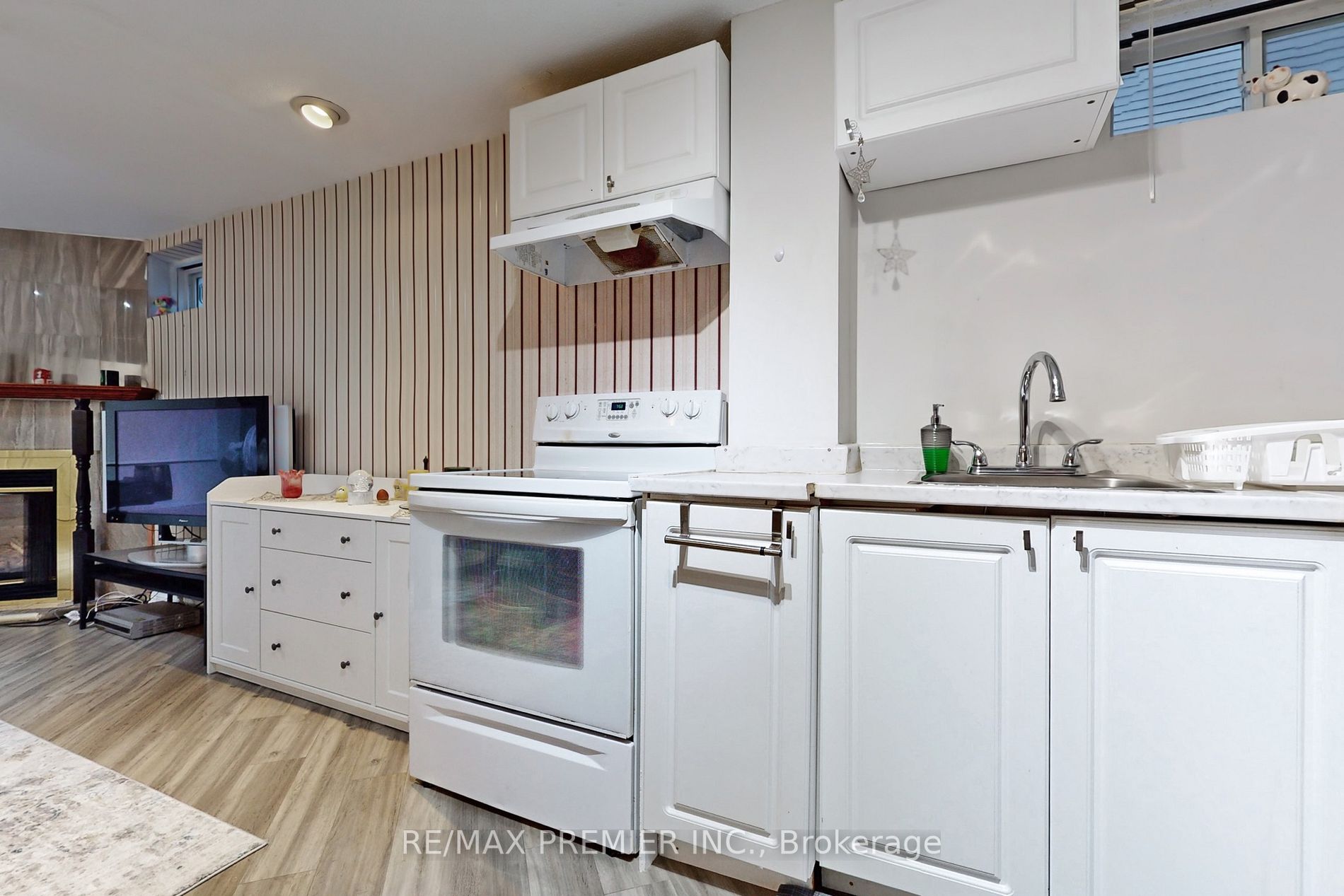 43 Attridge Dr
